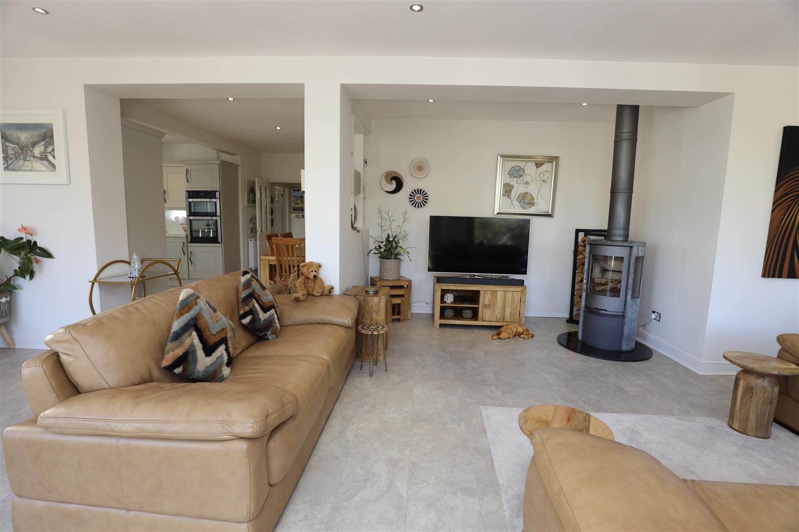 Peppercorn Lodge, 182 Port Road East, Barry, Vale of Glamorgan, CF62 9PZ